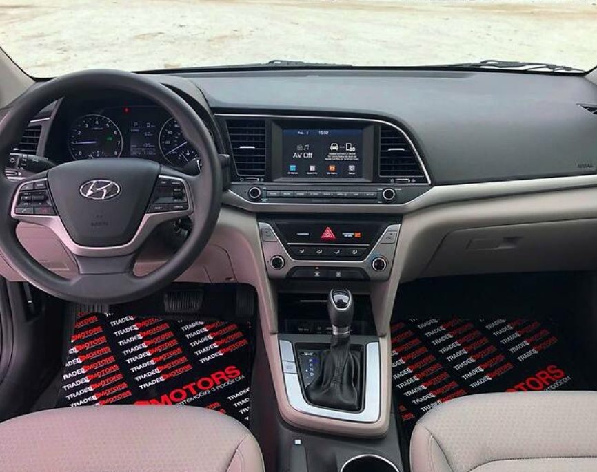 Hyundai Elantra 2017