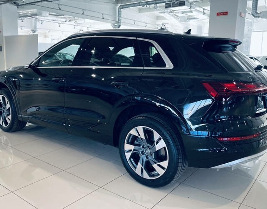 Audi e-tron 2019