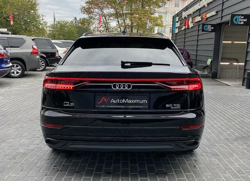 Audi Q8 2020