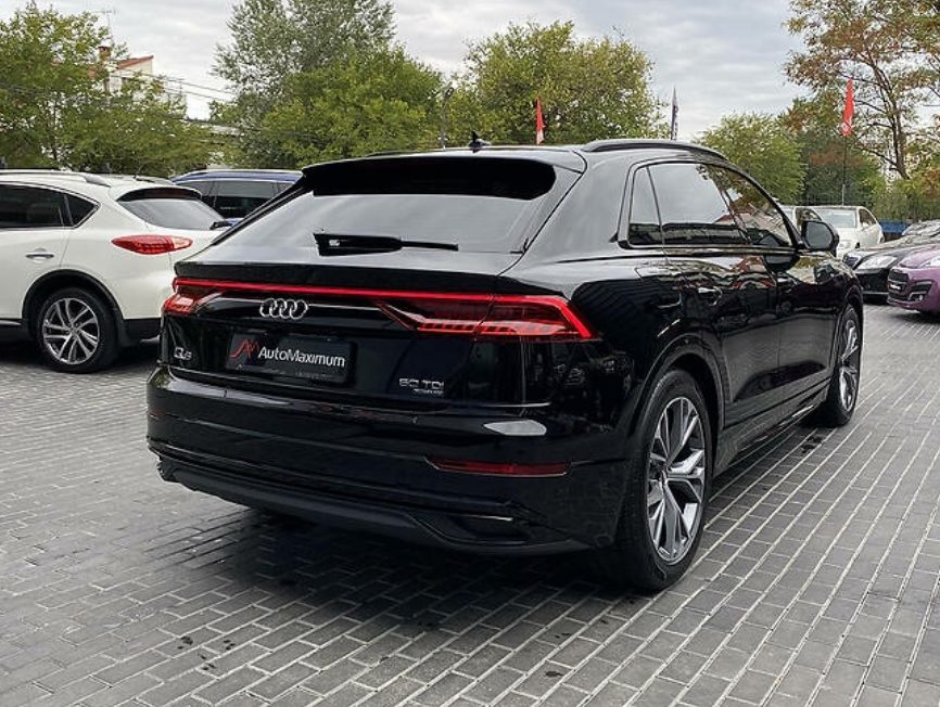 Audi Q8 2020