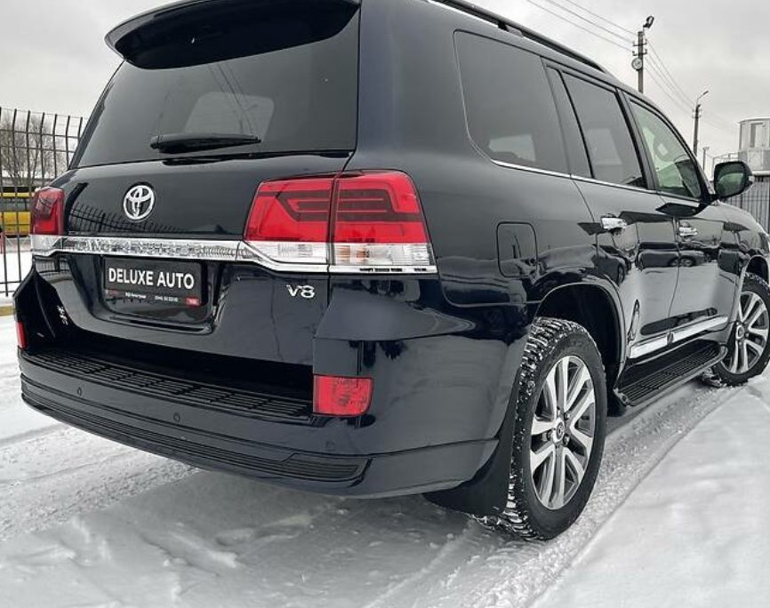 Toyota Land Cruiser 200 2019