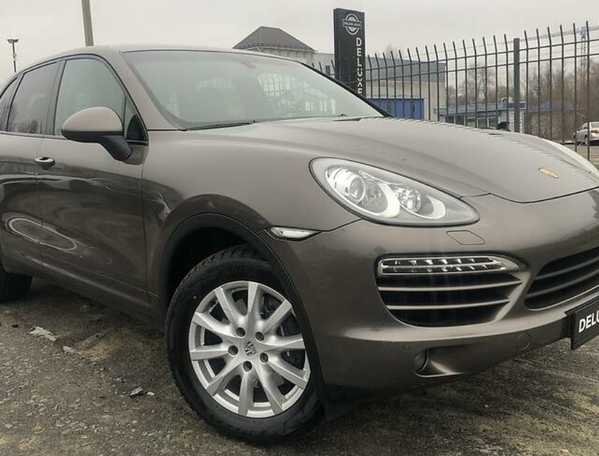 Porsche Cayenne 2011