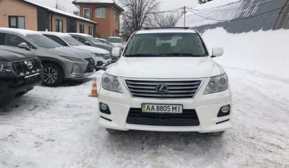 Lexus LX 570 2011