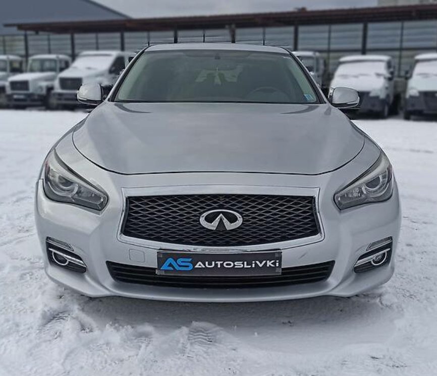 Infiniti Q50 2015