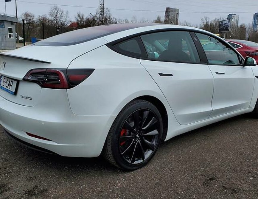 Tesla Model 3 2019