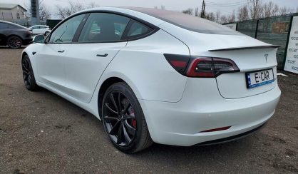 Tesla Model 3 2019