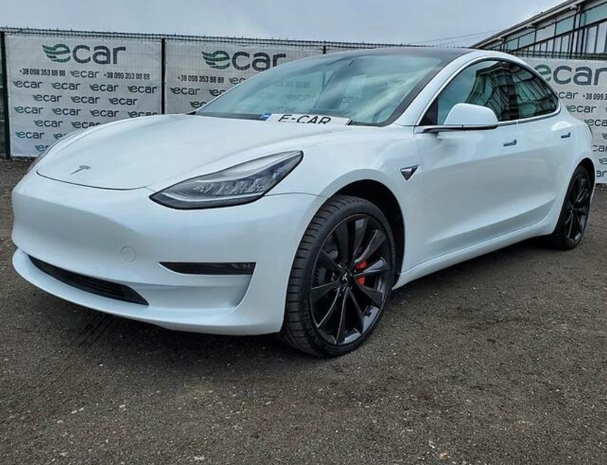 Tesla Model 3 2020