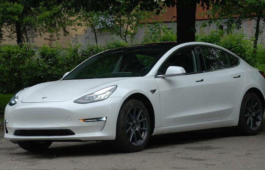 Tesla Model 3 2018