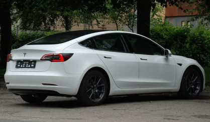 Tesla Model 3 2018