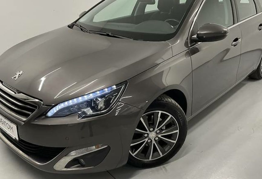 Peugeot 308 2016