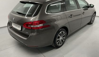 Peugeot 308 2016