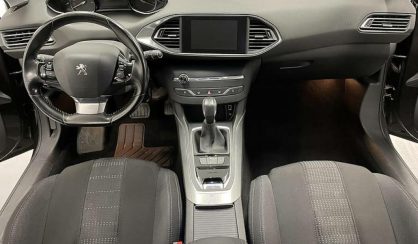 Peugeot 308 2016