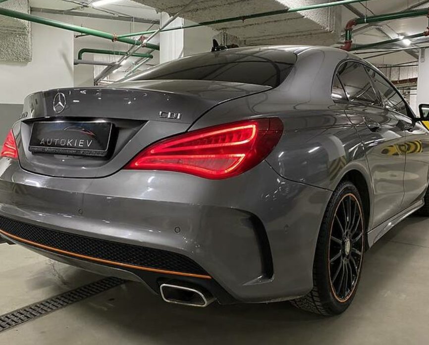 Mercedes-Benz CLA 220 2015