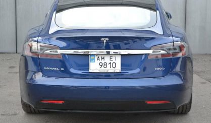 Tesla Model S 2017