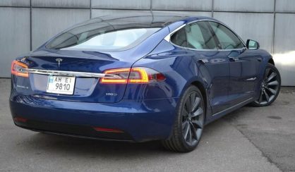 Tesla Model S 2017