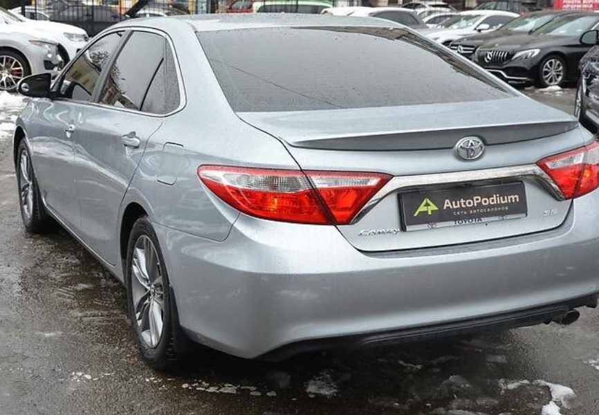 Toyota Camry 2015