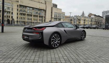 BMW I8 2015