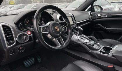 Porsche Cayenne S 2016