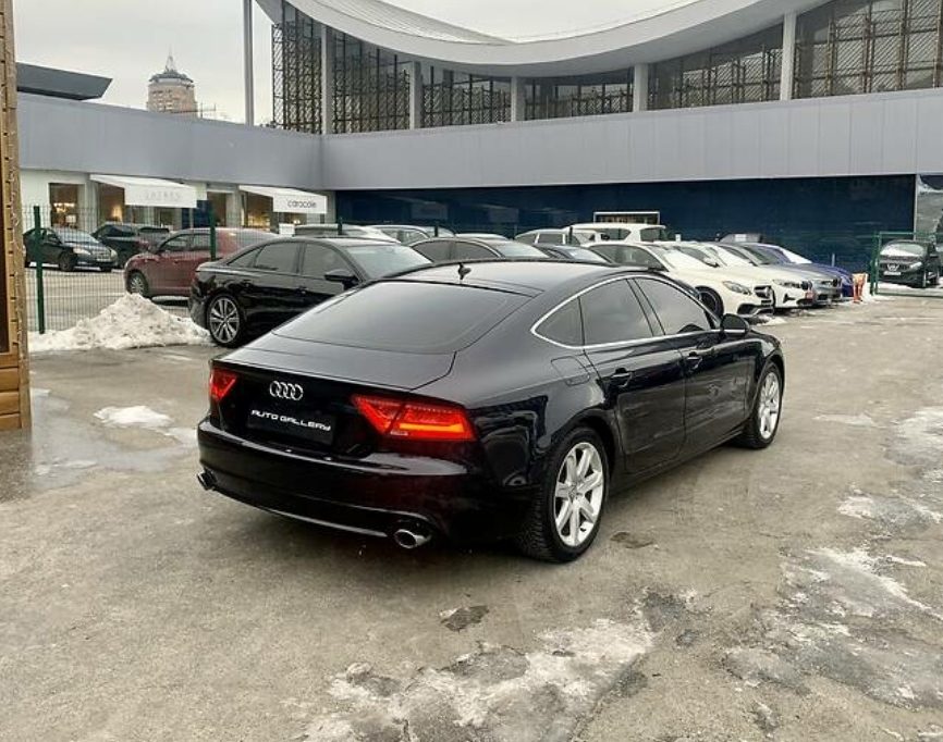 Audi A7 2011