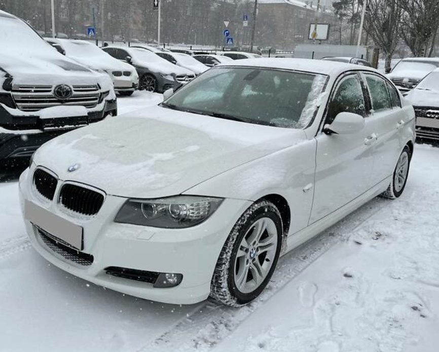 BMW 318 2011