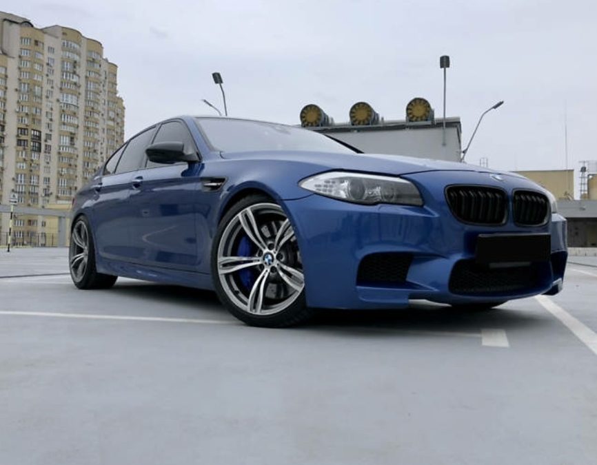 BMW M5 2012