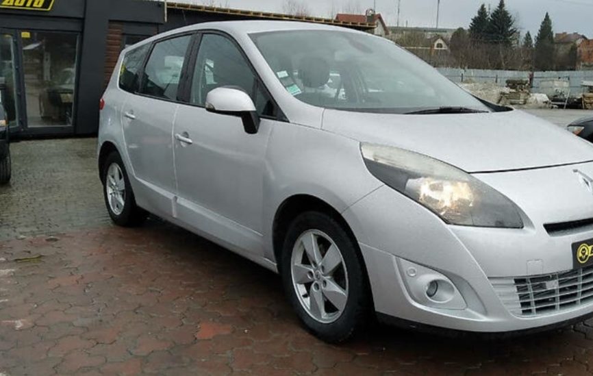 Renault Scenic 2009