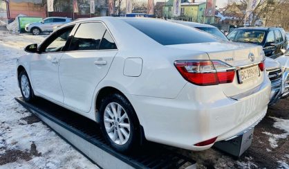 Toyota Camry 2017