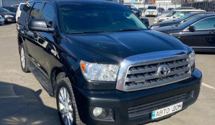 Toyota Sequoia 2010