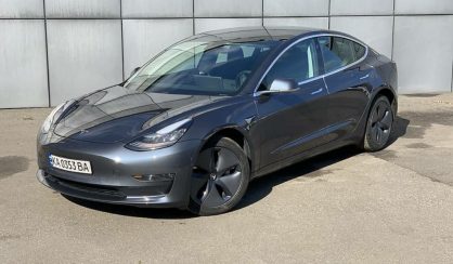 Tesla Model 3 2019