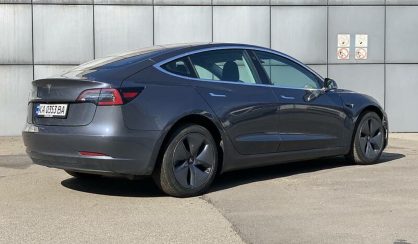 Tesla Model 3 2019