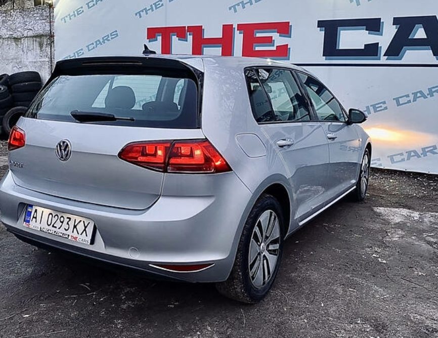 Volkswagen e-Golf 2016