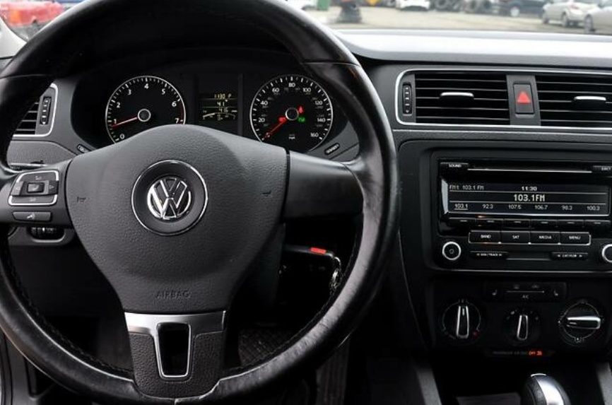 Volkswagen Jetta 2012