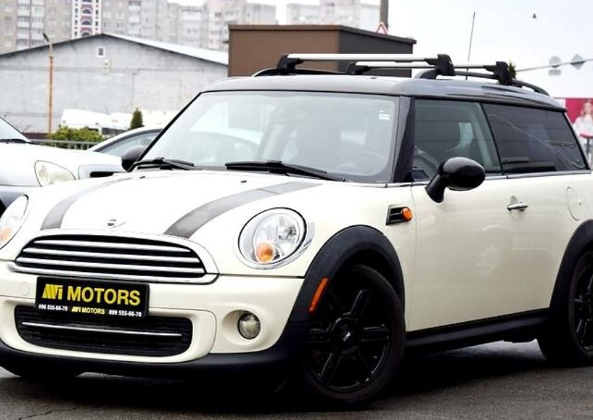 MINI Clubman 2012