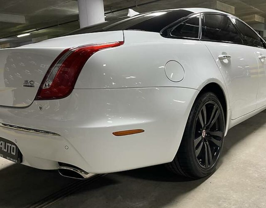 Jaguar XJL 2015