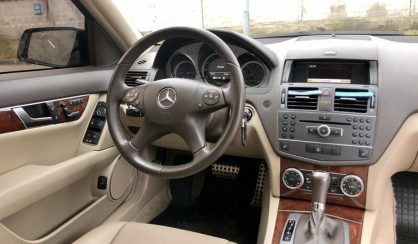 Mercedes-Benz C 300 2011