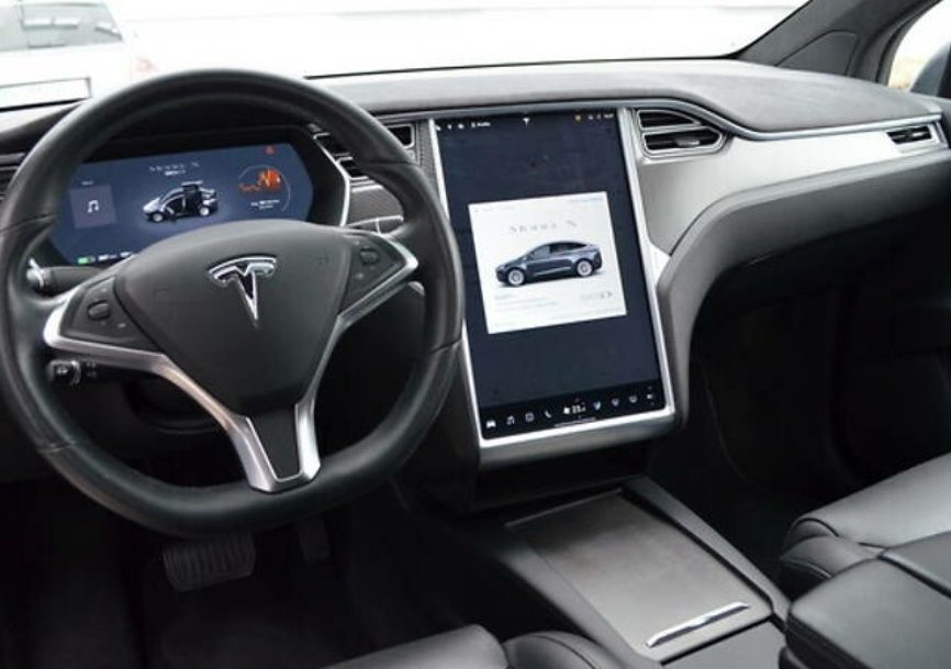Tesla Model X 2016