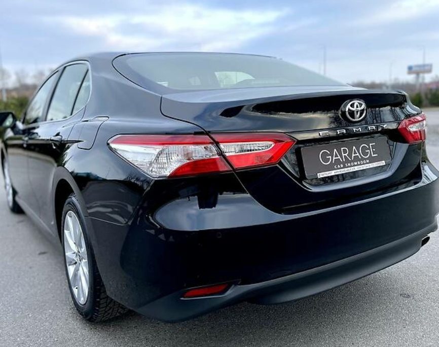 Toyota Camry 2020