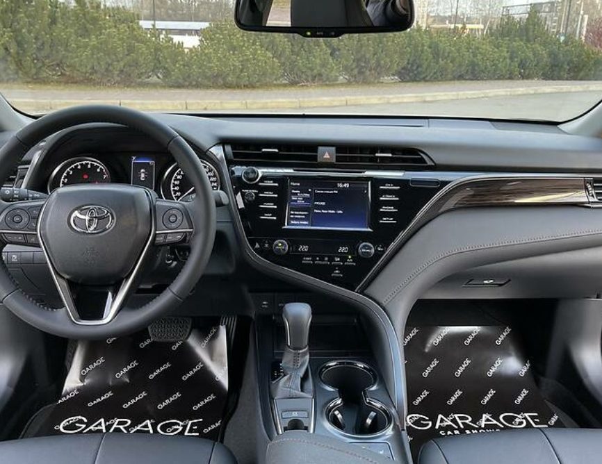 Toyota Camry 2020