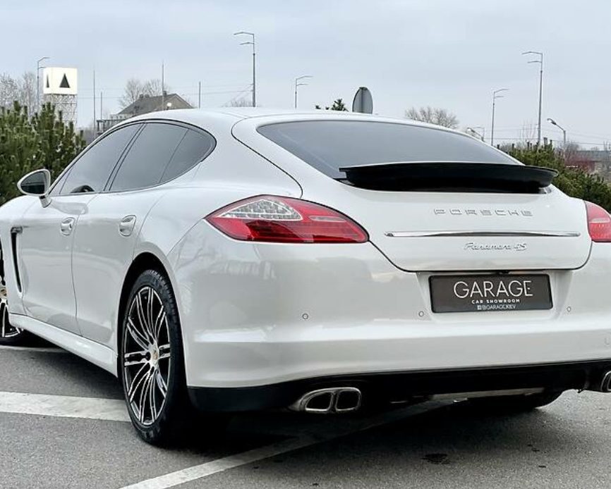 Porsche Panamera 2011