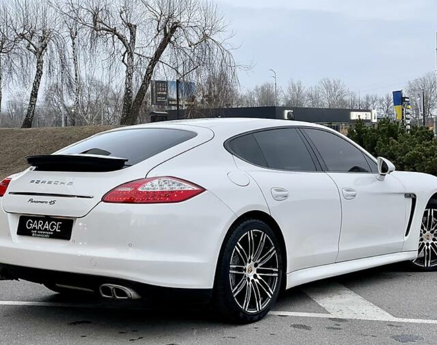 Porsche Panamera 2011