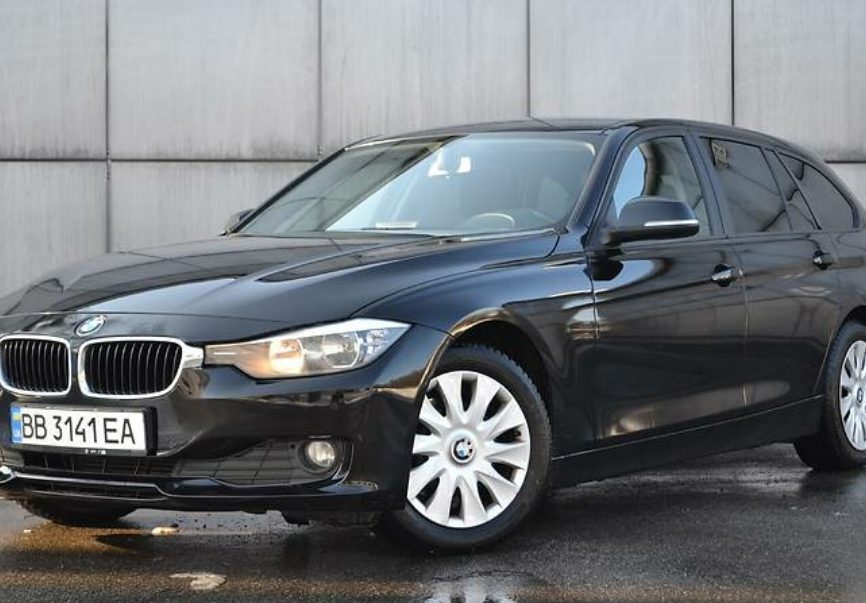 BMW 318 2013