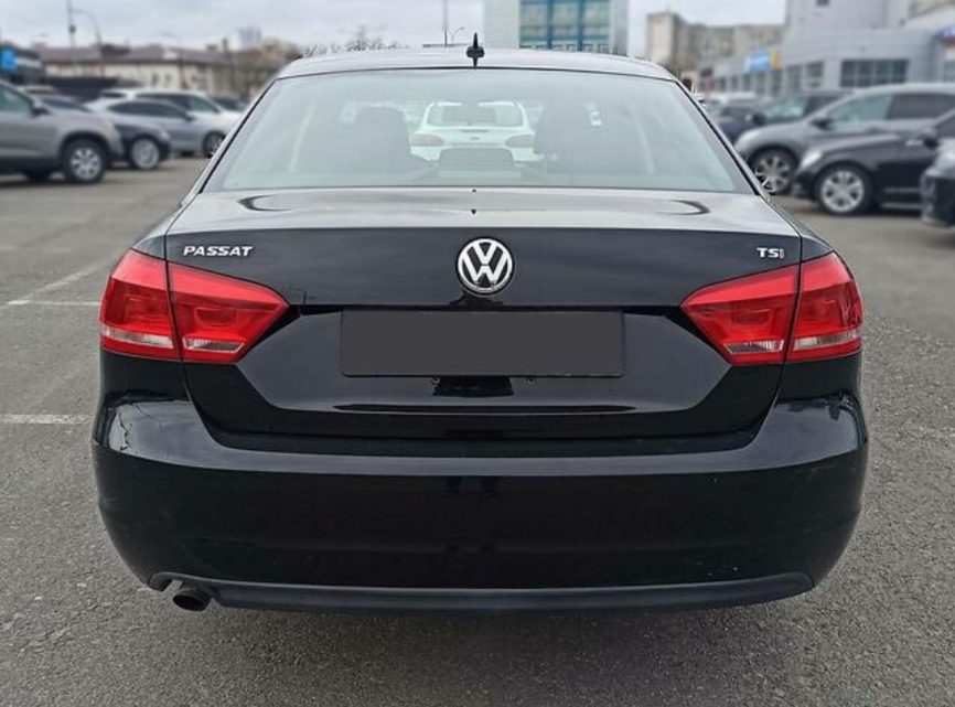 Volkswagen Passat B7 2014