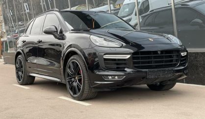 Porsche Cayenne 2015