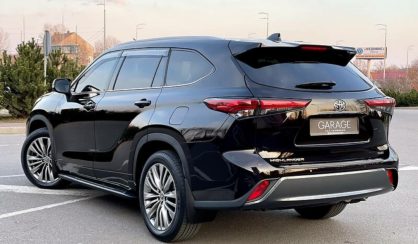 Toyota Highlander 2020