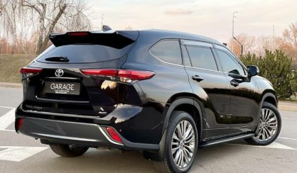 Toyota Highlander 2020