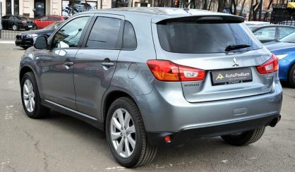 Mitsubishi Outlander 2015