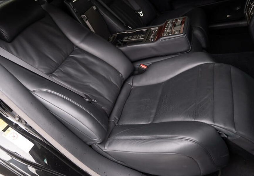 Lexus LS 600 2012