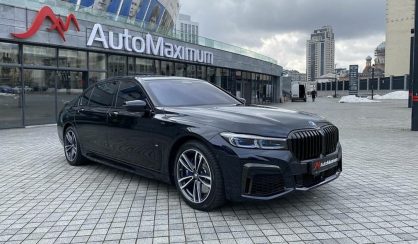 BMW 750 2019