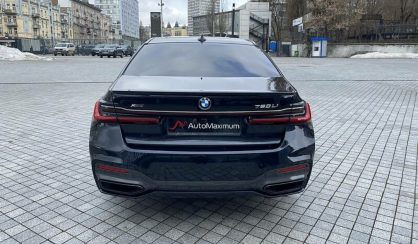 BMW 750 2019