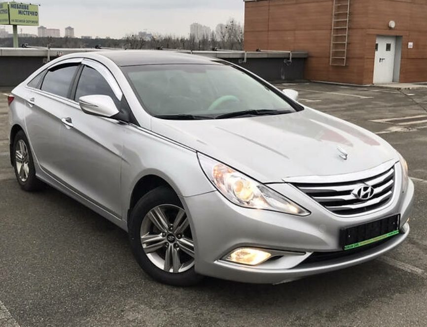 Hyundai Sonata 2012